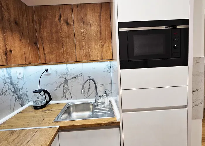 Square Garden 32 * 诺威萨