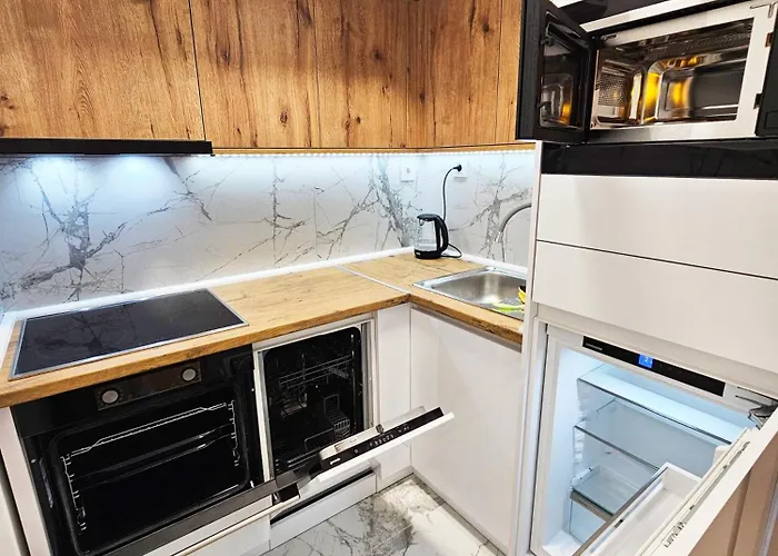 Square Garden 32 诺威萨