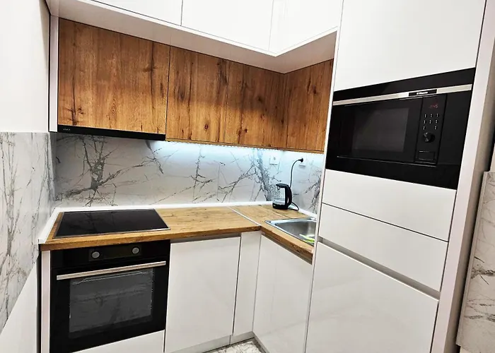 Square Garden 32 诺威萨