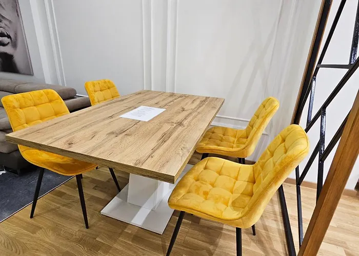 公寓 Square Garden 32 诺威萨