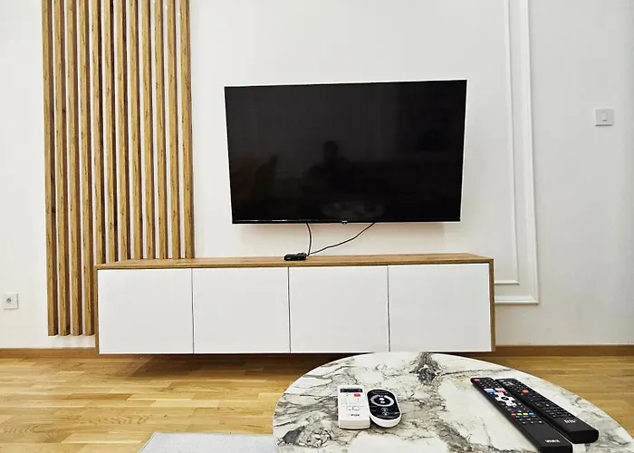 Square Garden 32 诺威萨